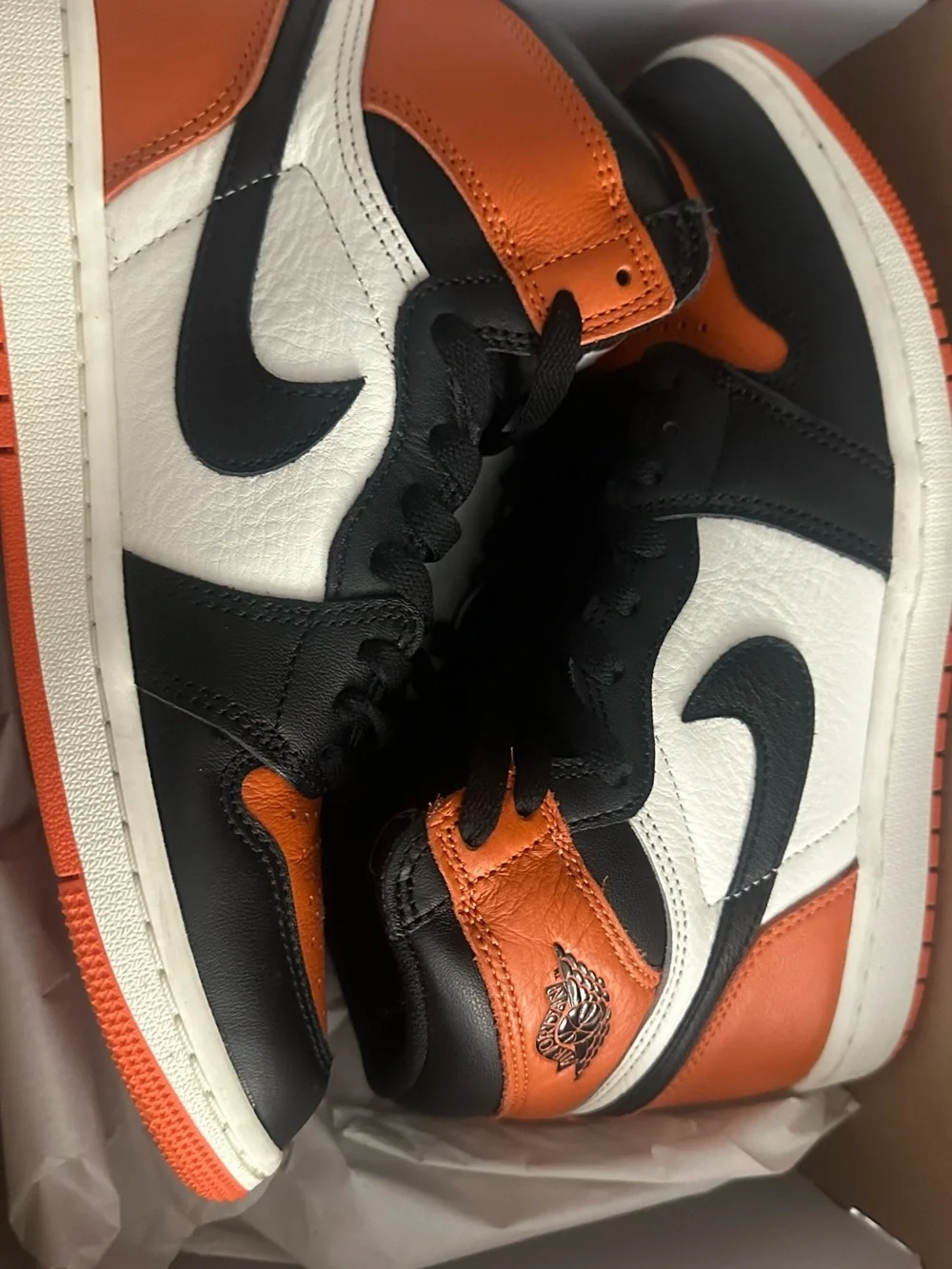 Air Jordan 1 Retro High OG Shattered Backboard – Men’s Size 8